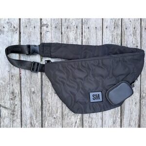 Steve Madden Fanny Pack Belt Bag Black Adjustable Strap Extra Card Holder
